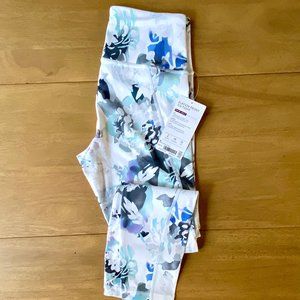 NWT Athleta Elation Peony 7/8 Tight with Stash Side Pockets